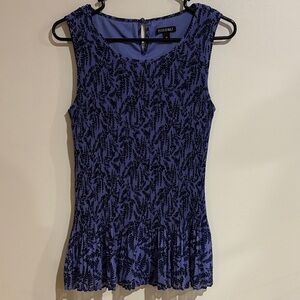 Roz & Ali Sleeveless Top - Black Leaf on Blue